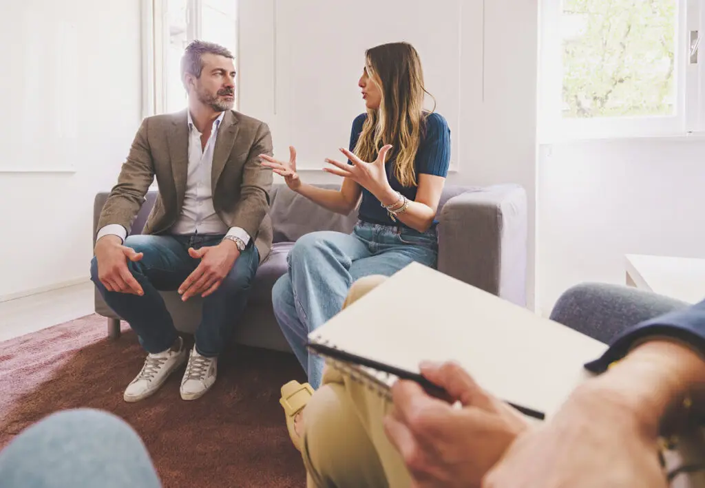 discutir con tu pareja sens psicologia